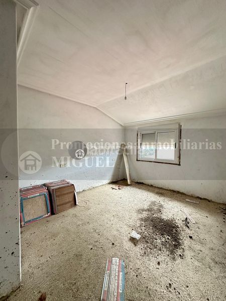 Foto a21c8534-6be2-4d1e-b88a-b1c68ed7c230. Casa  en concello en Monterrei