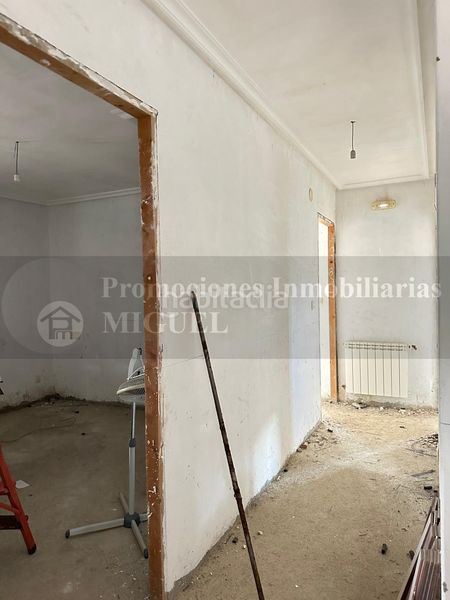Foto c8c2c045-4aa2-45a4-accf-5e6b9f00fd87. Casa a Monterrei