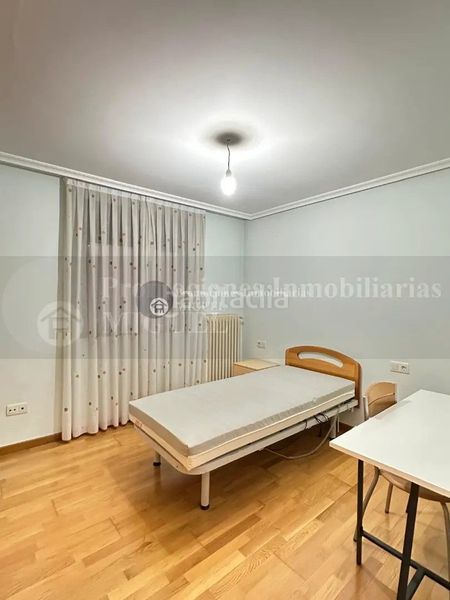 Foto aa295599-31db-4635-a432-ba4379712502. Apartamento impecable apartamento en Verín