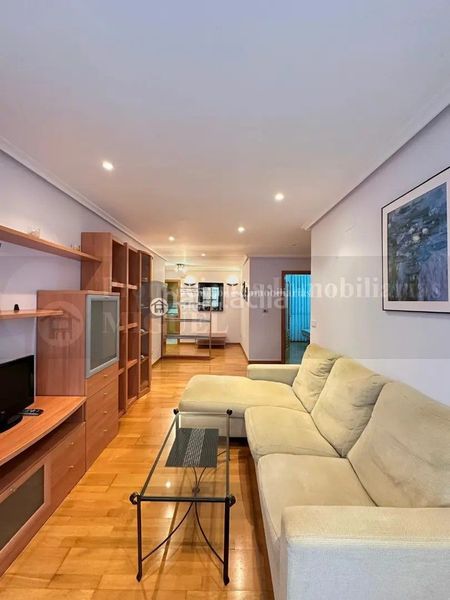 Foto e6bb9cbf-d649-40b6-bf31-13a5f39902d5. Apartamento impecable apartamento en Verín