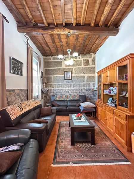 Foto 02dd9f10-ef6d-4544-984c-35025ae22ab1. Casa a Monterrei