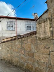 House in Monterrei. Casa en concello de monterrei