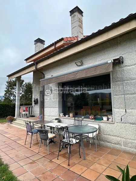 Foto 746c67b9-2734-4bab-a020-acecb4a3694d. Casa amb calefacció aparcament a Verín