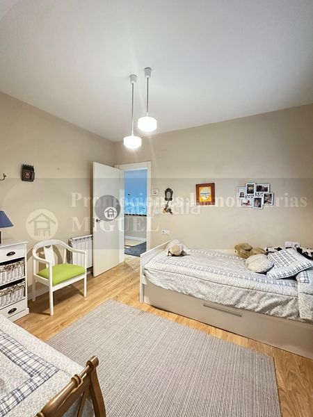 Foto db5b76d6-4f00-4ef1-a065-cbabd6311ba5. Casa amb calefacció aparcament a Verín