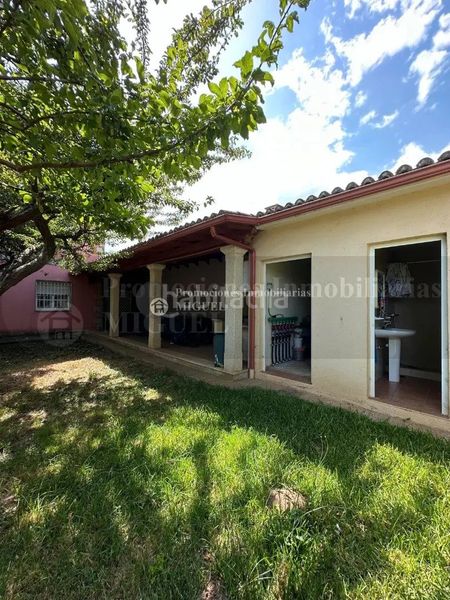 Foto d8eb2ad3-85cd-4934-a218-5383fab4a33b. Casa a Monterrei
