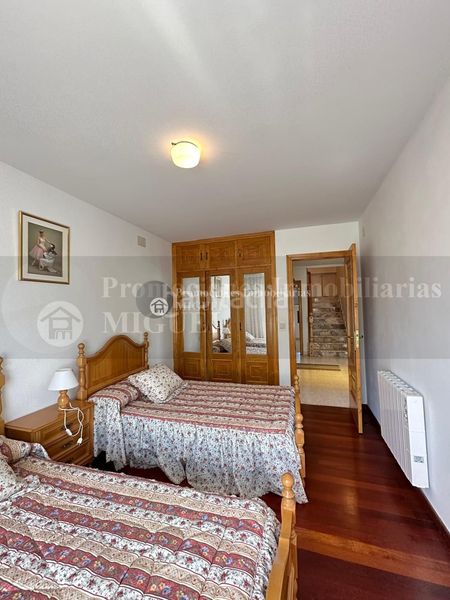 Foto 860989d2-f07f-4478-85b0-faf4ca0dcd00. Casa comoda casa pegada a verin en Verín