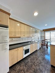 Apartment in Verín. Piso zona pabellón de deportes