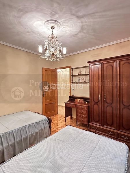 Foto 61310f71-d97b-45e6-96f8-dc702bbd1fc1. Pis a Verín