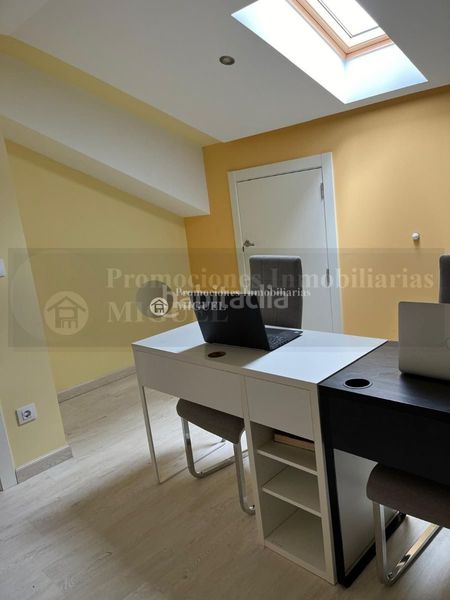 Foto 81ca96b0-79a6-47b5-9658-6360b888bb86. Casa adossada a Verín