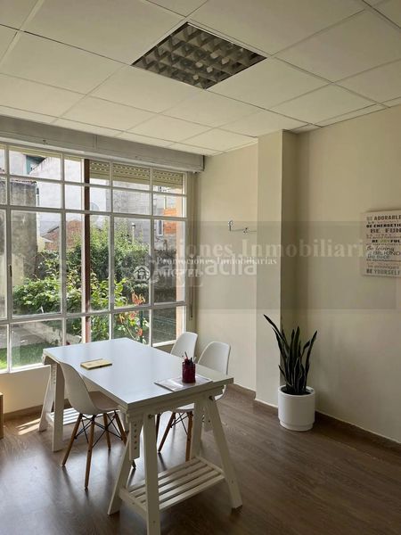 Foto c9510e8d-8b95-493b-9c6f-5617ed59d757. Casa adossada a Verín