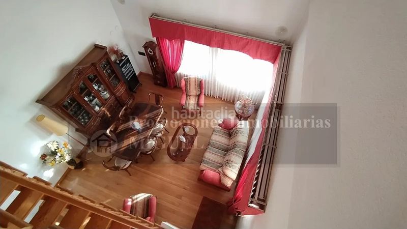 Foto ce1f3cb6-f6dd-4a08-87e3-427f2b7fc7f1. Casa a Verín