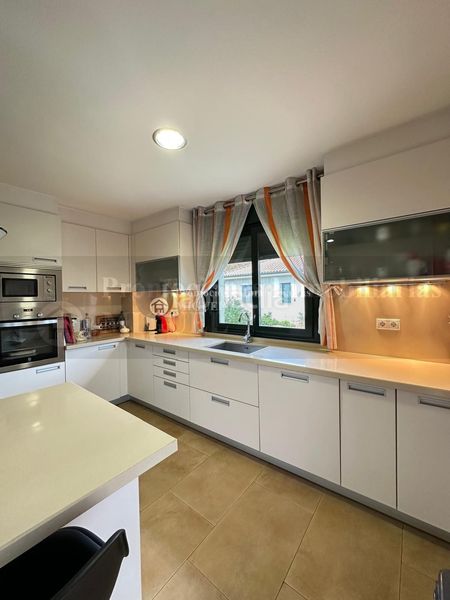 Foto 094bbd5f-66d1-4029-9ff8-6d0a978b50cc. Xalet amb calefacció aparcament a Monterrei