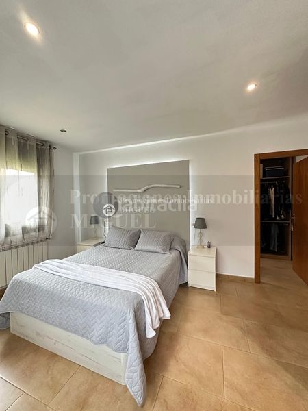 Foto 0bbd634f-04f3-4564-98eb-32b6158f8900. Xalet amb calefacció aparcament a Monterrei