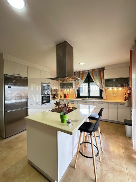 Foto 0ca6fc73-7e7f-4650-b99e-eb54f0d9e839. Xalet amb calefacció aparcament a Monterrei