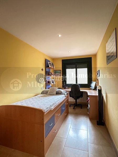 Foto 4ae2d65f-0409-4c44-b3ac-626b6c8243ee. Xalet amb calefacció aparcament a Monterrei