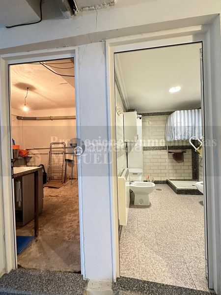 Foto bc55052e-fc17-4af9-8741-d6e6ef74e432. Casa amb aparcament a Verín