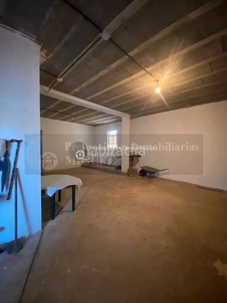 Foto 68a6cf1a-363c-4c6f-b7cd-cf2d5d79a82e. Casa amb aparcament a Verín