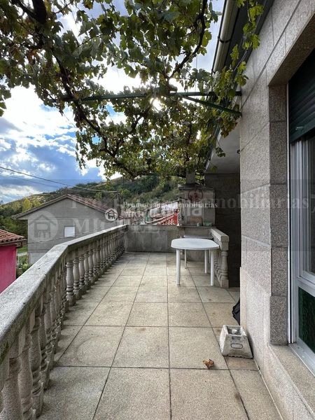 Foto d6a43db0-0dfc-4889-9382-ec72ba0e495b. Casa a Verín