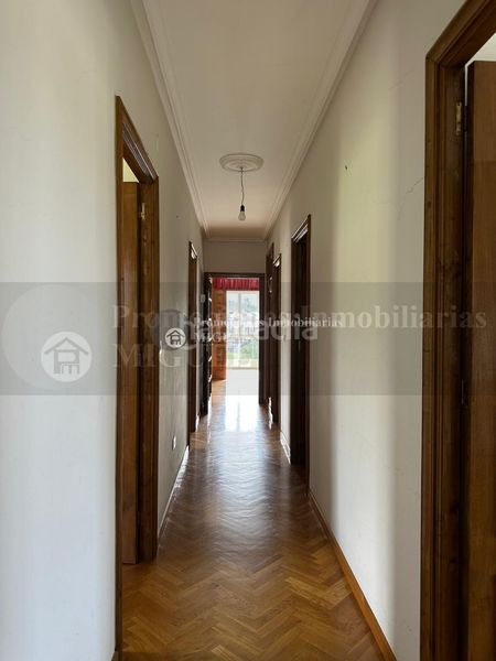 Foto d35a4cf2-c818-4afb-b861-2acb92f84752. Xalet a Verín