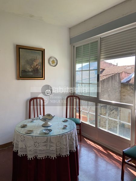 Foto c7da646f-5cf0-42ce-8f63-7d02bfe1a305. Casa aparellada a Verín