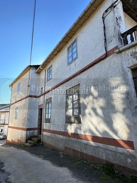 Foto 42c11c0a-2a80-44f9-8a58-c46561095d75. Casa a Laza
