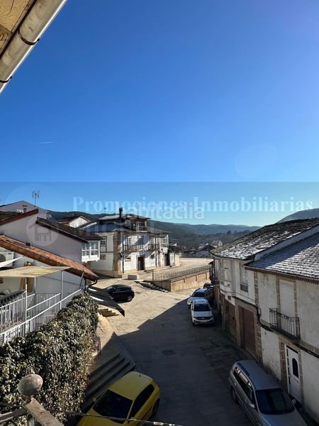 Foto 53ed202e-c855-4979-ac2e-7a7f0ef8a997. Casa a Laza