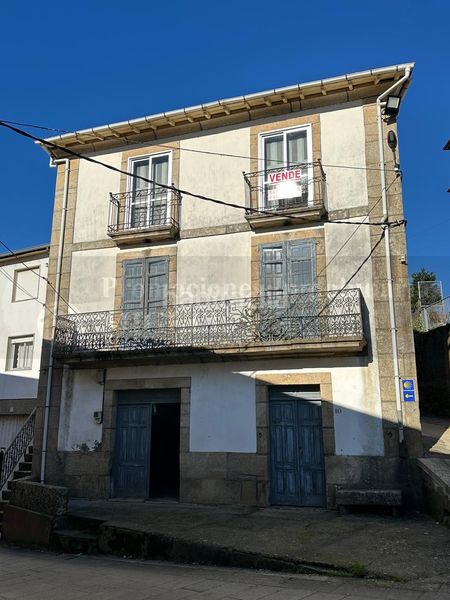 Foto 905c90bb-d67c-4af4-87c1-c40fd5964b0a. Casa a Laza