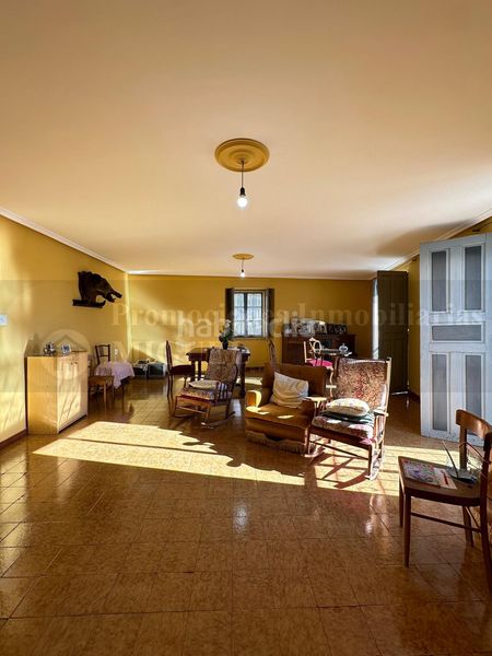 Foto 9759de88-dd66-4c21-ad51-ce60fc95429a. Casa a Laza