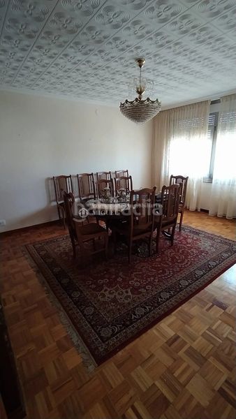 Foto e3a1b04a-74df-4292-86f4-3295b08bfab5. Casa amb aparcament a Verín