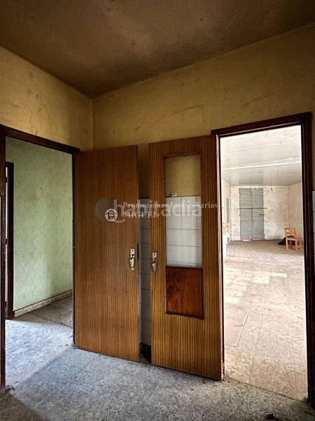 Foto d9d65406-559f-4380-a5d0-b06d93f23b24. Xalet a Castrelo do Val