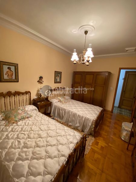 Foto a6b68013-cb09-4c69-9e9a-4754ff484822. Casa amb calefacció aparcament a Verín