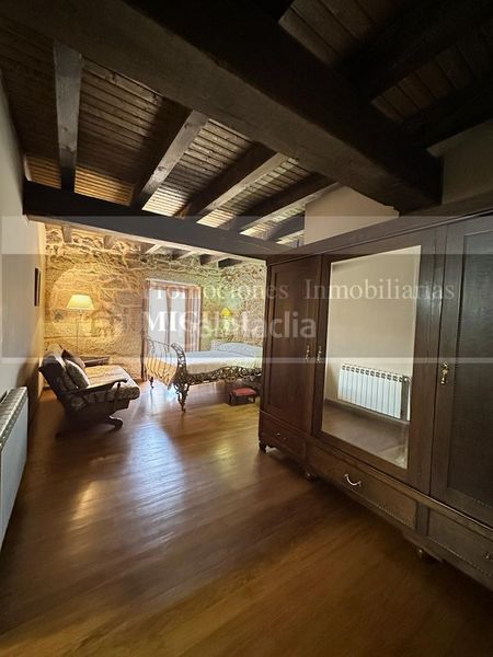 Foto df3de080-5d98-4eef-8f6c-837966372c7d. Masia amb calefacció a Verín