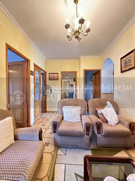 Foto ea5e93a3-85b8-4926-b1c8-14530538d664. Casa amb calefacció a Verín