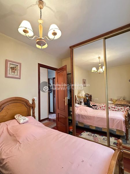 Foto 71cb8b32-b3a5-4e35-bae4-17a899a7b4f7. Pis amb calefacció aparcament a Verín