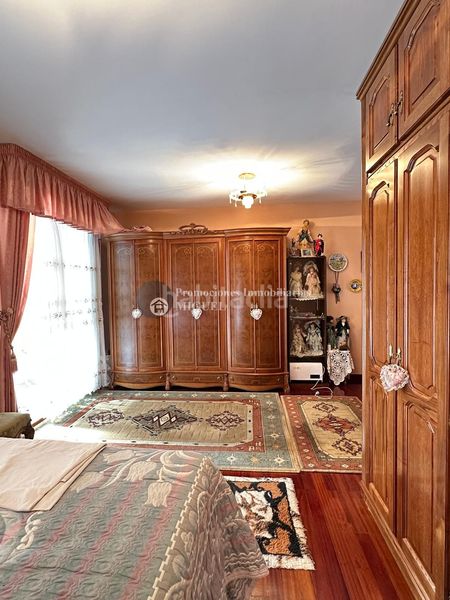 Foto 89a8ed82-4c26-471f-9778-d86a81583376. Pis amb calefacció aparcament a Verín