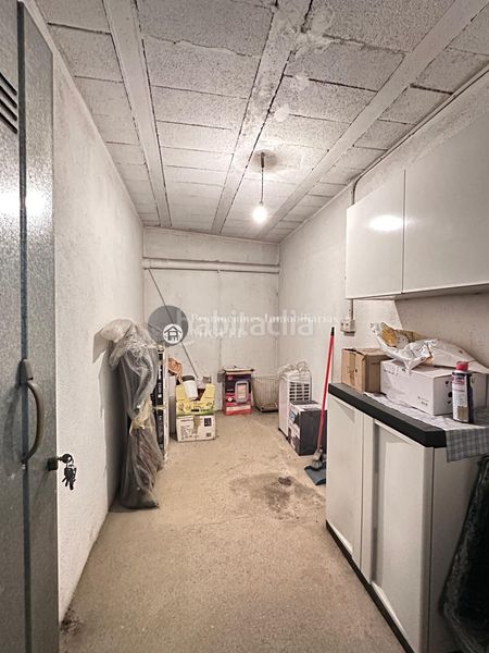 Foto a40d5a0a-6e8b-4fb3-9322-11bfac9e4b6a. Pis amb calefacció aparcament a Verín