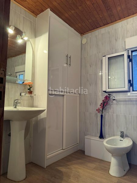 Foto 0c357e1e-e284-4c49-b040-d303a5271468. Chalet casa en a devesa en Vilardevós
