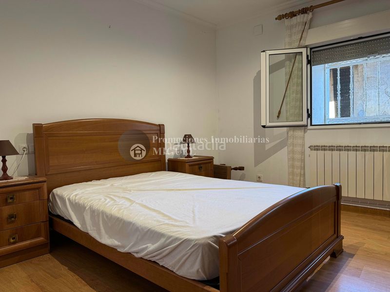 Foto 660ca0d7-6e54-4205-b8c9-b28a08d7f18b. Chalet casa en a devesa en Vilardevós