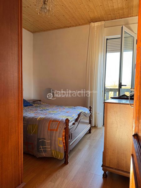 Foto dd565a30-9694-44c4-b003-a798325e4815. Chalet casa en a devesa en Vilardevós