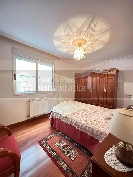 Foto f7ba0fec-ecc5-40d4-af31-6be74bcaabe7. Piso  en venta en verin en Verín