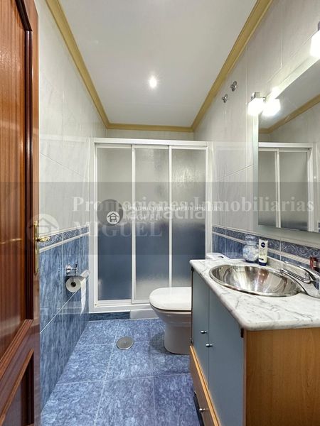 Foto 7a081aa0-81a0-448e-98b8-118ffacd6558. Casa amb calefacció aparcament a Verín