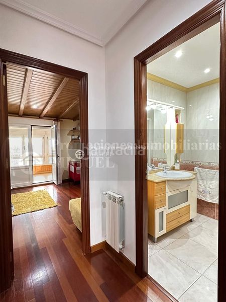 Foto ae212ce4-ce77-4905-b2c2-945d8fbd88d1. Casa amb calefacció aparcament a Verín