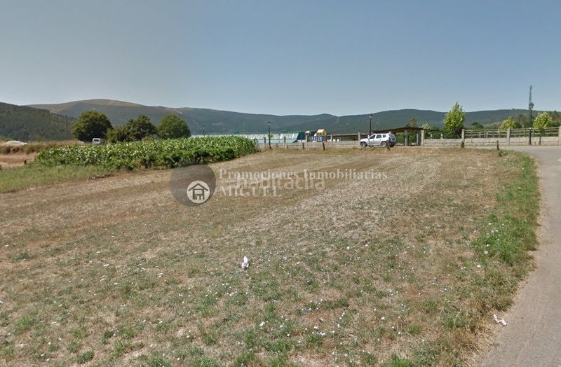 Foto 4cf4a680-f7f7-4729-b20f-70b849c25c34. Terreny residencial a Laza