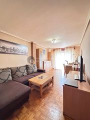 Pis  Avenida luis espada. Piso con ascensor en el centro de verín