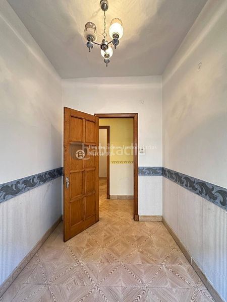 Foto 61926a14-82fa-4789-ae9e-c9c25931e465. Piso  en el corazón en Verín