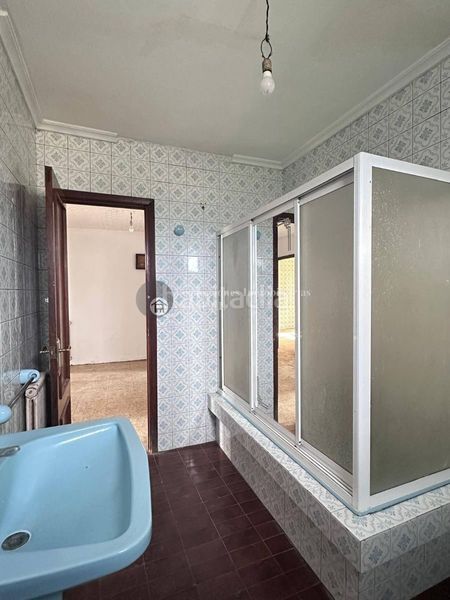 Foto ad3fa1bd-e705-41f7-887e-04ec8abbde90. Casa a Verín
