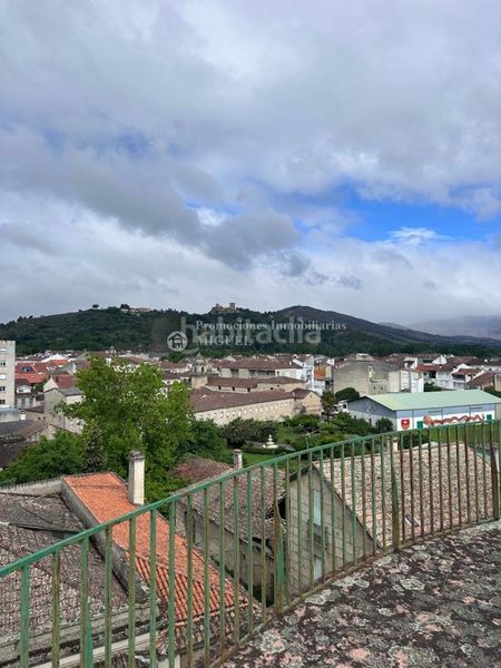 Foto e9fc4e58-26c0-4b09-9ccc-bea24f9d42d5. Pis amb calefacció a Verín