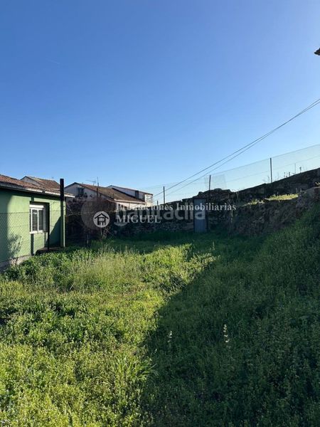 Foto 1893b86e-fce6-4617-a0a9-78b8ff1f3a7e. Casa a Verín