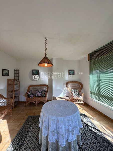 Foto 5cb72516-893a-4536-a81b-bcaa590b8955. Casa a Verín
