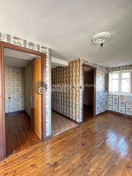 Foto 83d9e6a2-4217-472e-a83a-e5a482100dba. Casa a Verín
